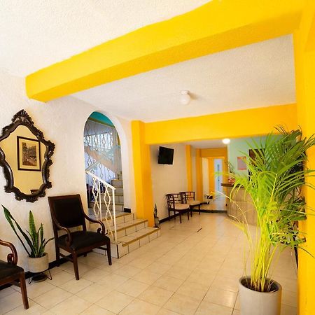 Oyo Hotel Jardin Carpio Aguascalientes Dış mekan fotoğraf