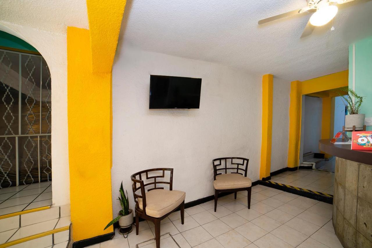Oyo Hotel Jardin Carpio Aguascalientes Dış mekan fotoğraf