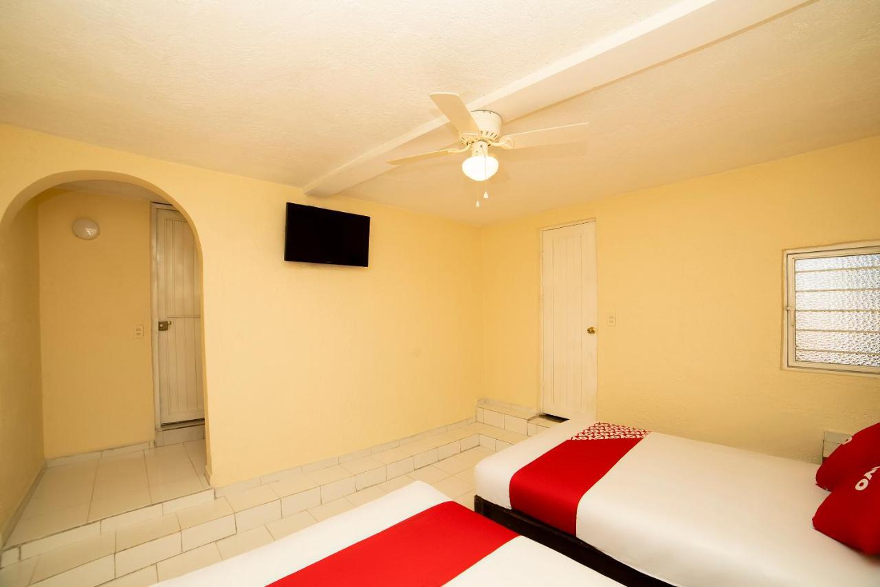Oyo Hotel Jardin Carpio Aguascalientes Dış mekan fotoğraf